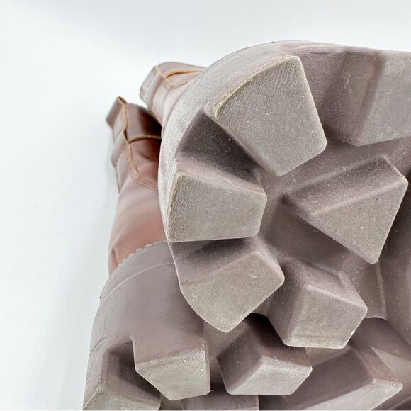 Kelsi Dagger Brooklyn Brave Chunky Platform Lug Sole Boots Chain Detail size 8M - Picture 13 of 16